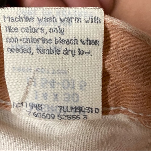 Vintage Salmon Wrangler High Waisted Mom Jeans - Picture 4 of 6